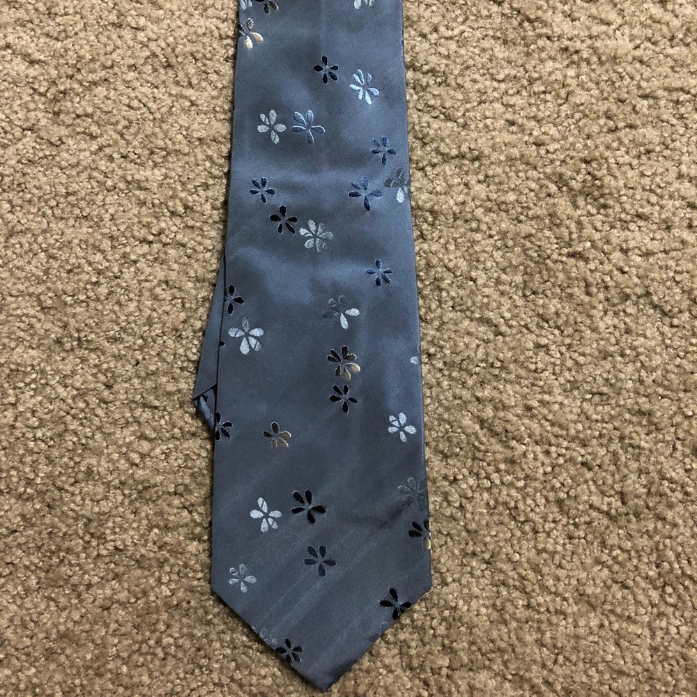 Burberry thick tie